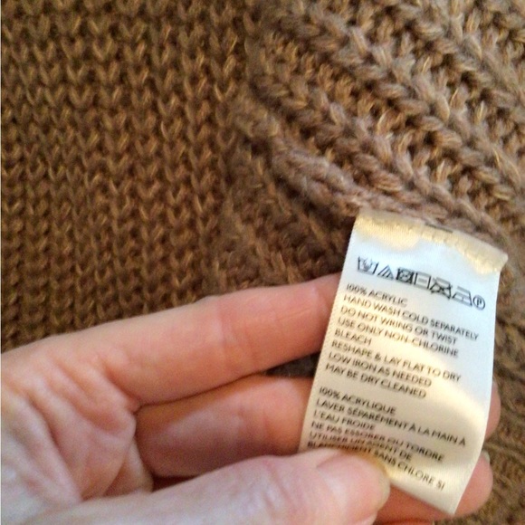 FINAL ! UO heathered Rose cocoon sweater *read - Picture 9 of 13